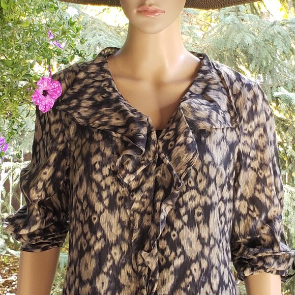 T TAHARI - Silk, , long sleeve blouse with ruffle accents - Picture 9 of 11